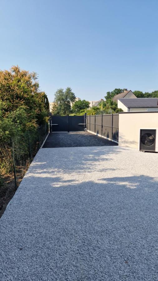 Le Patio : Studio Avec Exterieur Saint-Barthelemy-d'Anjou Exterior foto