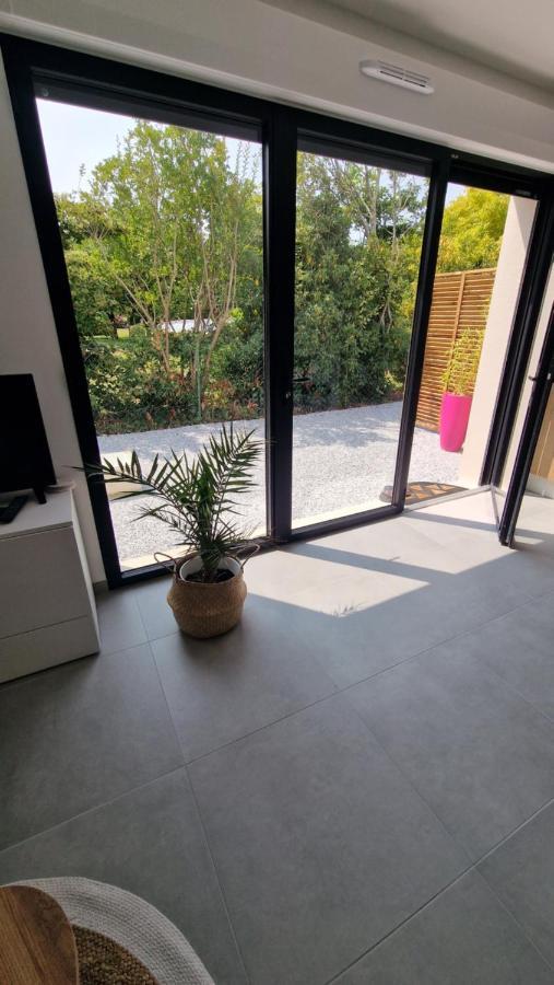 Le Patio : Studio Avec Exterieur Saint-Barthelemy-d'Anjou Exterior foto